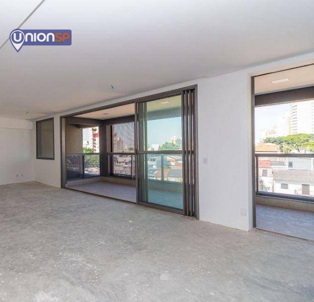 Apartamento à venda com 3 quartos, 140m² - Foto 3