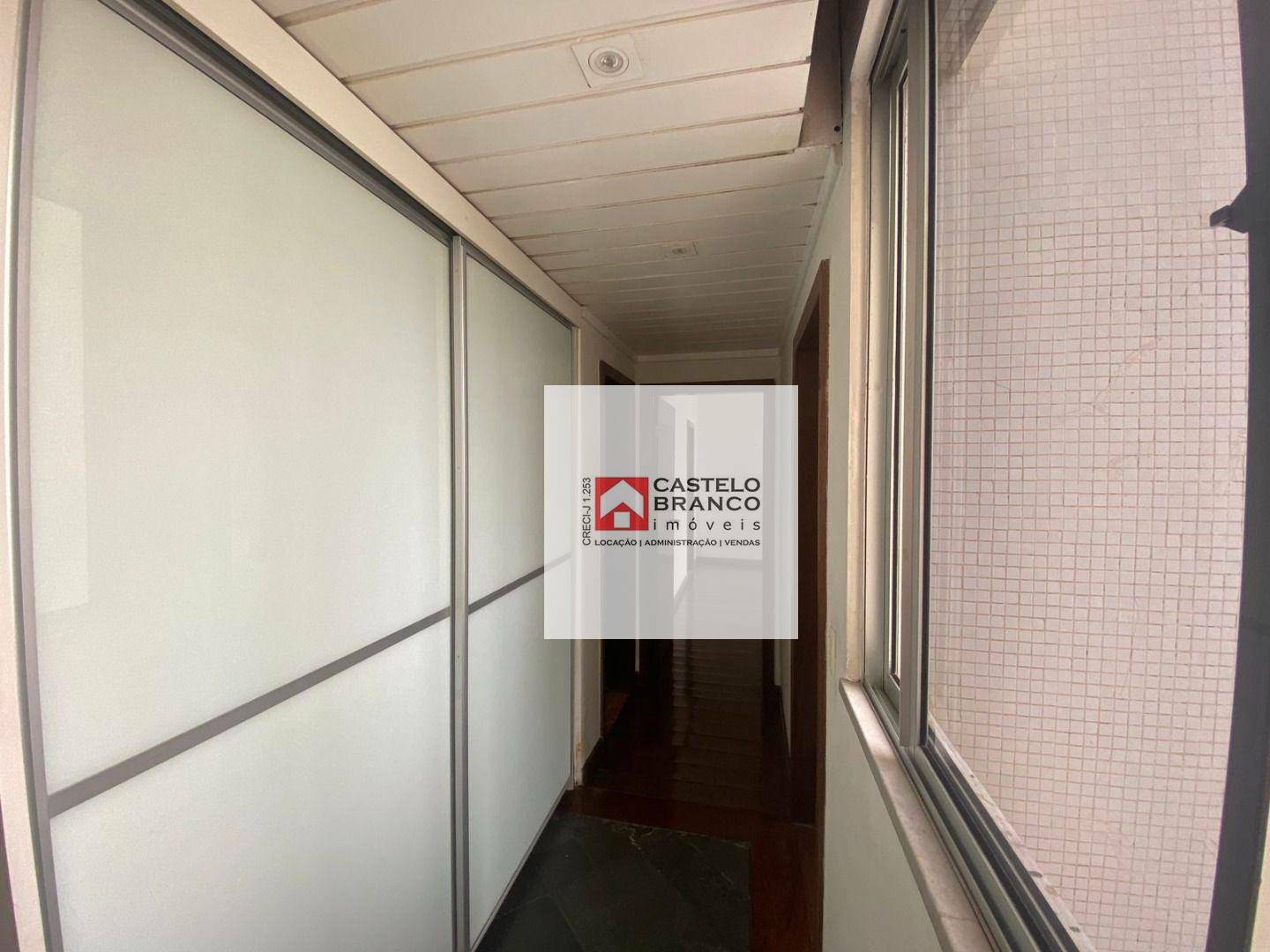 Apartamento à venda com 4 quartos, 260m² - Foto 17