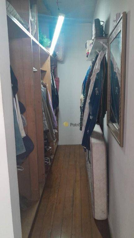 Sobrado à venda com 7 quartos, 316m² - Foto 13