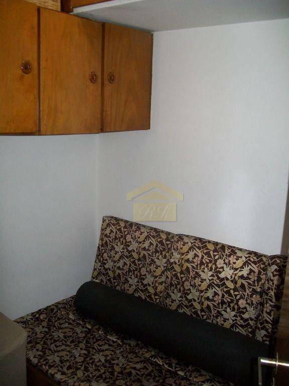 Apartamento à venda com 2 quartos, 70m² - Foto 12