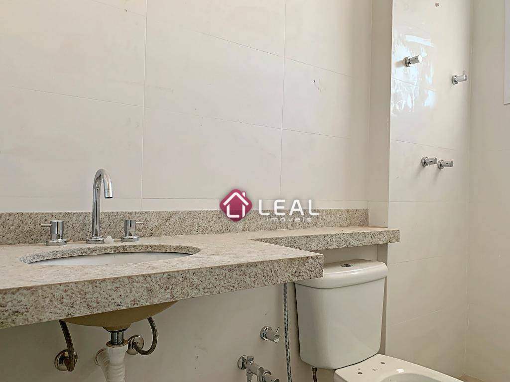 Apartamento à venda com 3 quartos, 105m² - Foto 18