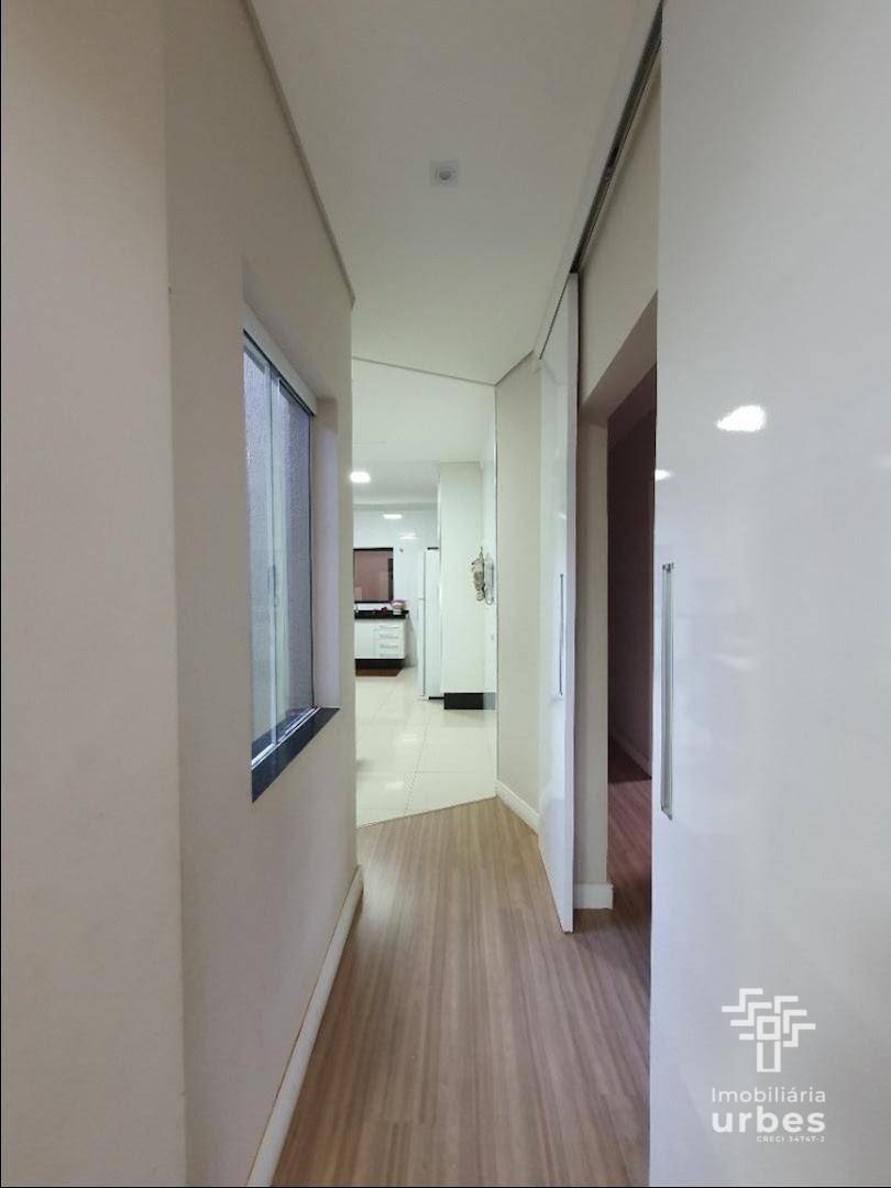 Casa, 3 quartos, 240 m² - Foto 8