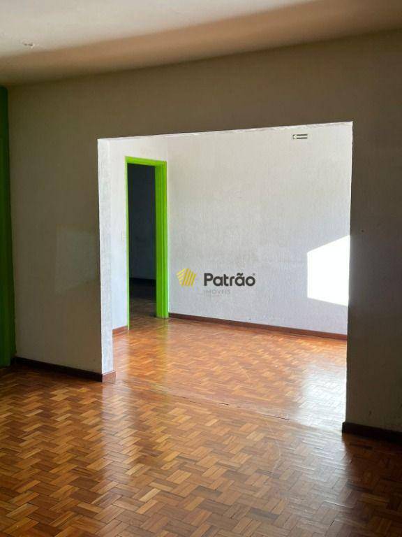 Casa para alugar com 3 quartos, 420m² - Foto 19
