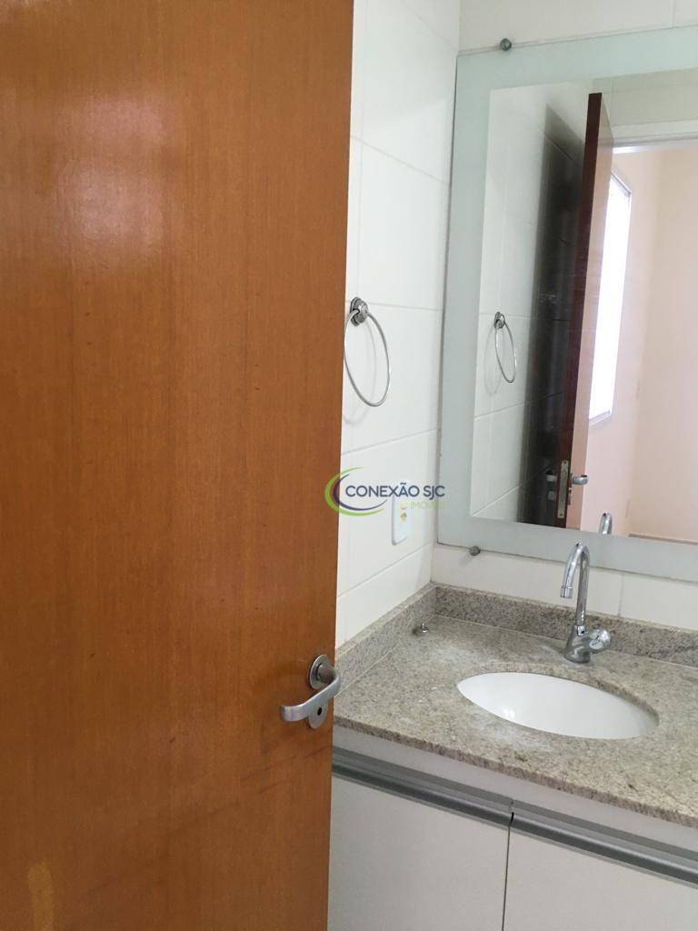 Apartamento para alugar com 2 quartos, 74m² - Foto 13