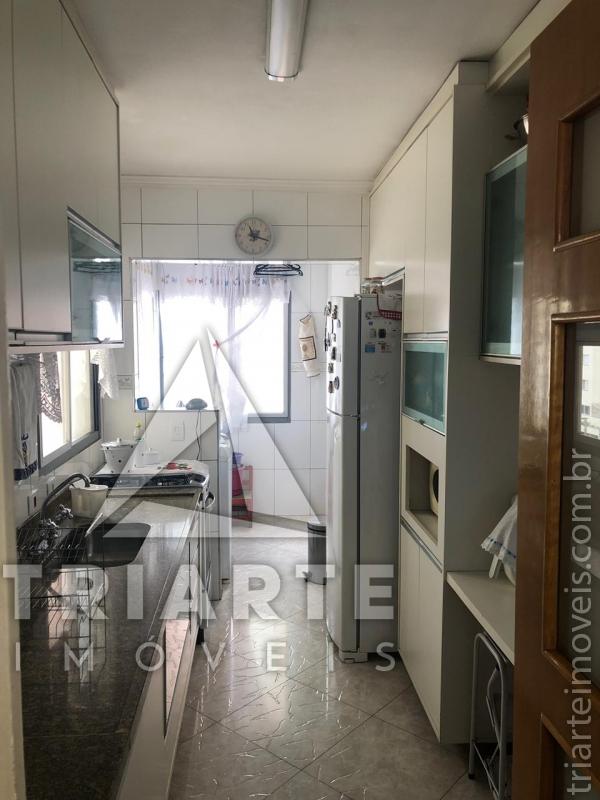 Apartamento à venda com 3 quartos, 74m² - Foto 5