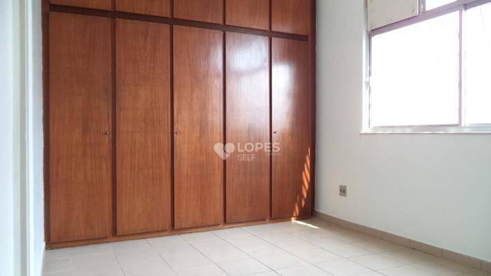 Apartamento à venda com 4 quartos, 172m² - Foto 4