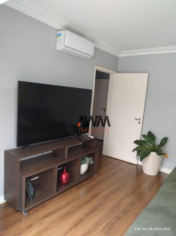 Apartamento à venda com 3 quartos, 96m² - Foto 4