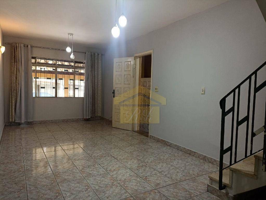 Sobrado à venda com 3 quartos, 160m² - Foto 2