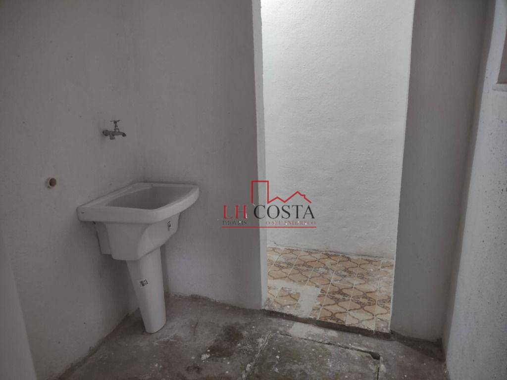 Casa à venda com 3 quartos, 148m² - Foto 13