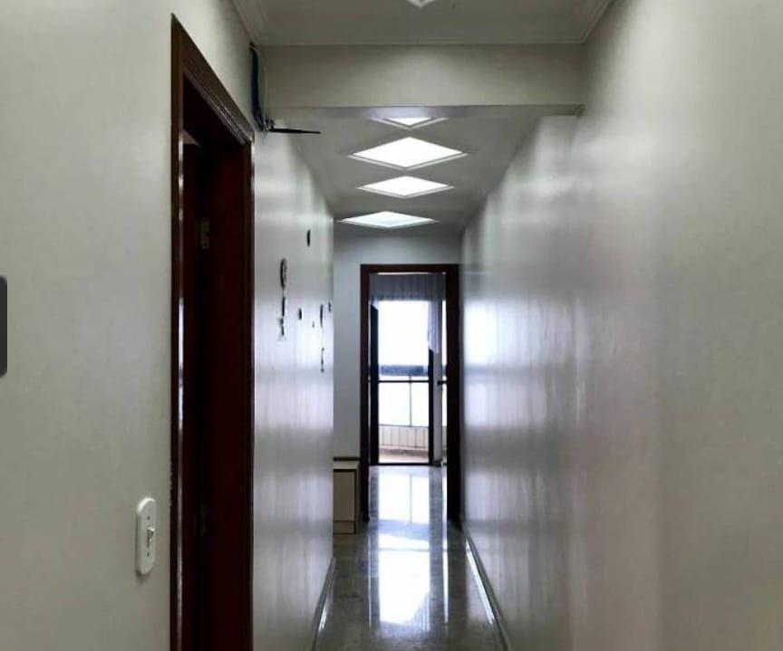 Apartamento à venda com 3 quartos, 106m² - Foto 9