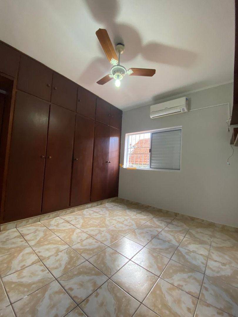 Sobrado à venda com 3 quartos, 230m² - Foto 29