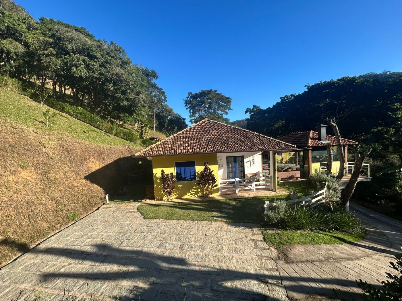 Casa à venda com 3 quartos, 150m² - Foto 2