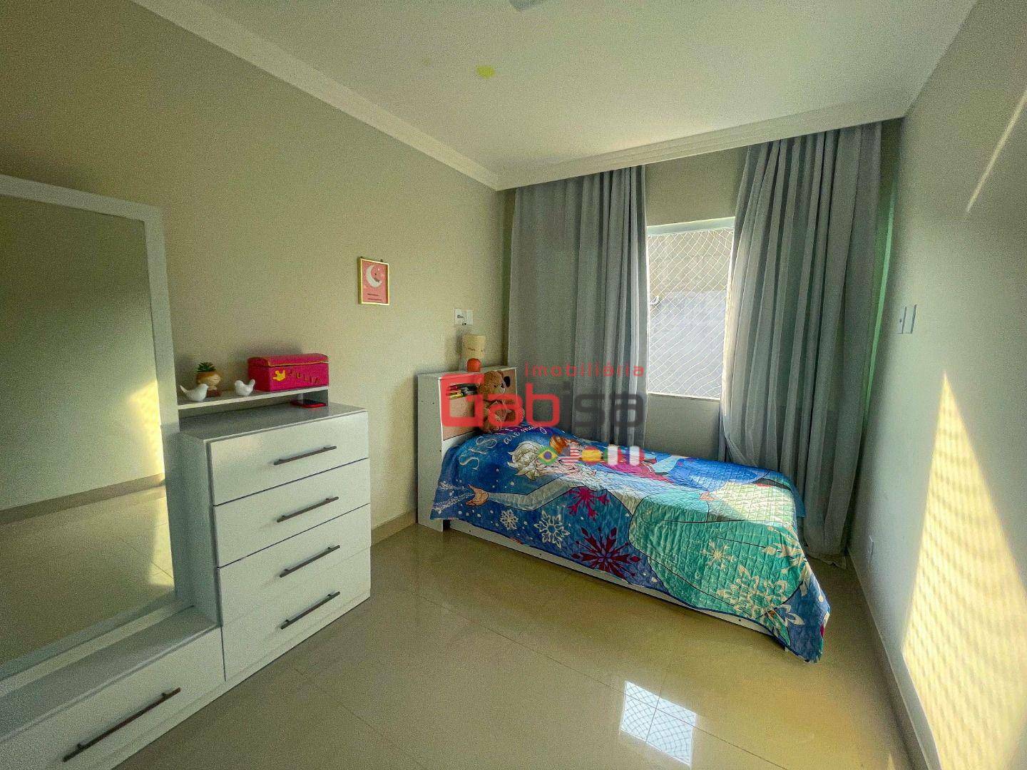 Casa de Condomínio à venda com 4 quartos, 200m² - Foto 40