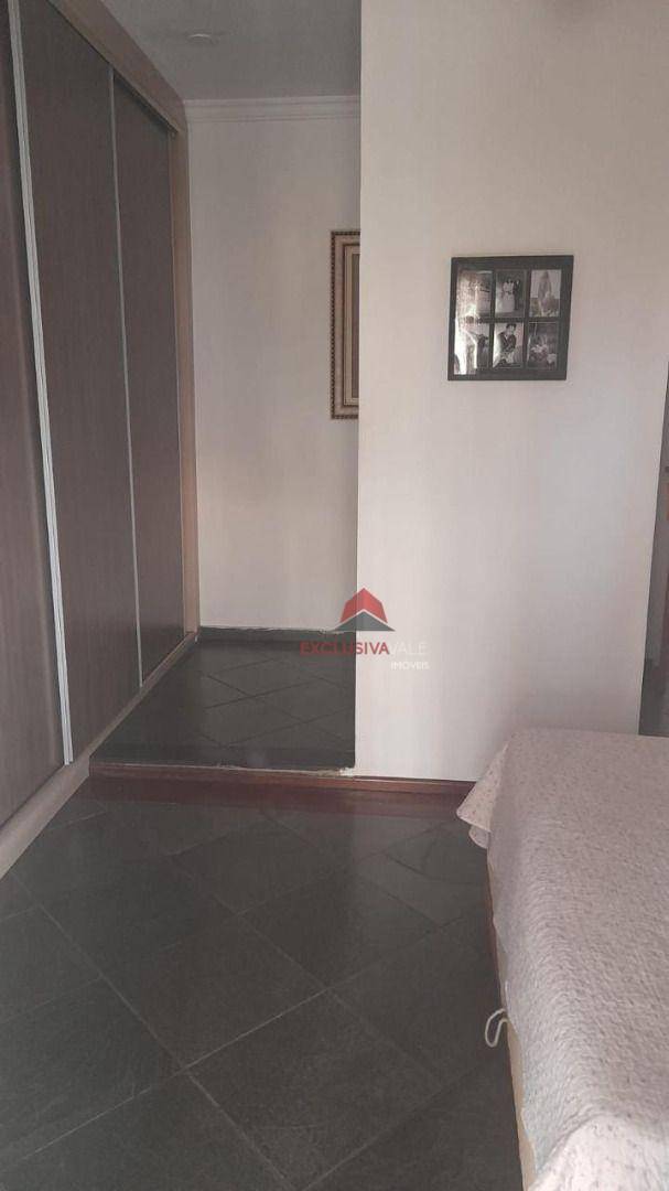 Casa à venda com 3 quartos, 136m² - Foto 2