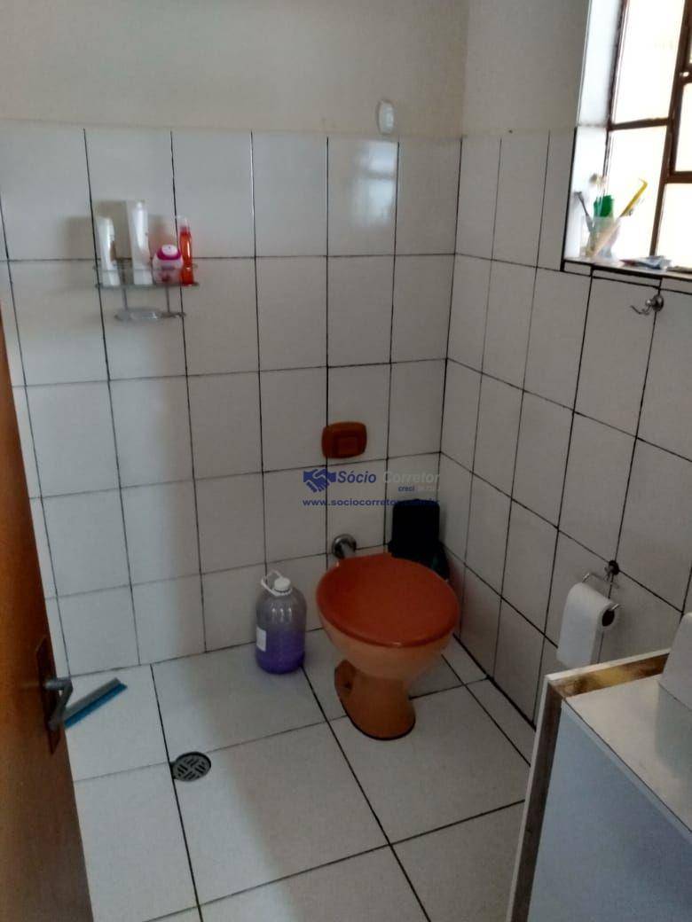 Chácara à venda com 3 quartos, 250m² - Foto 17