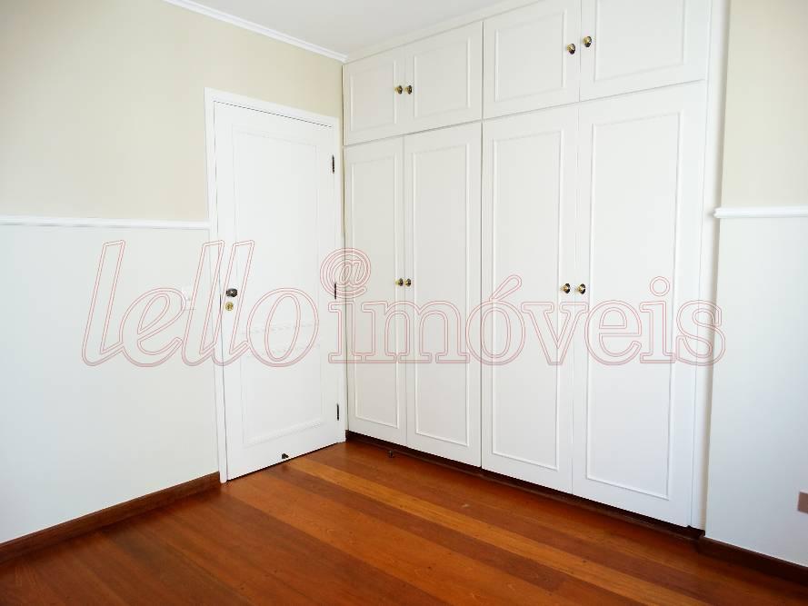 Apartamento para alugar com 3 quartos, 340m² - Foto 11