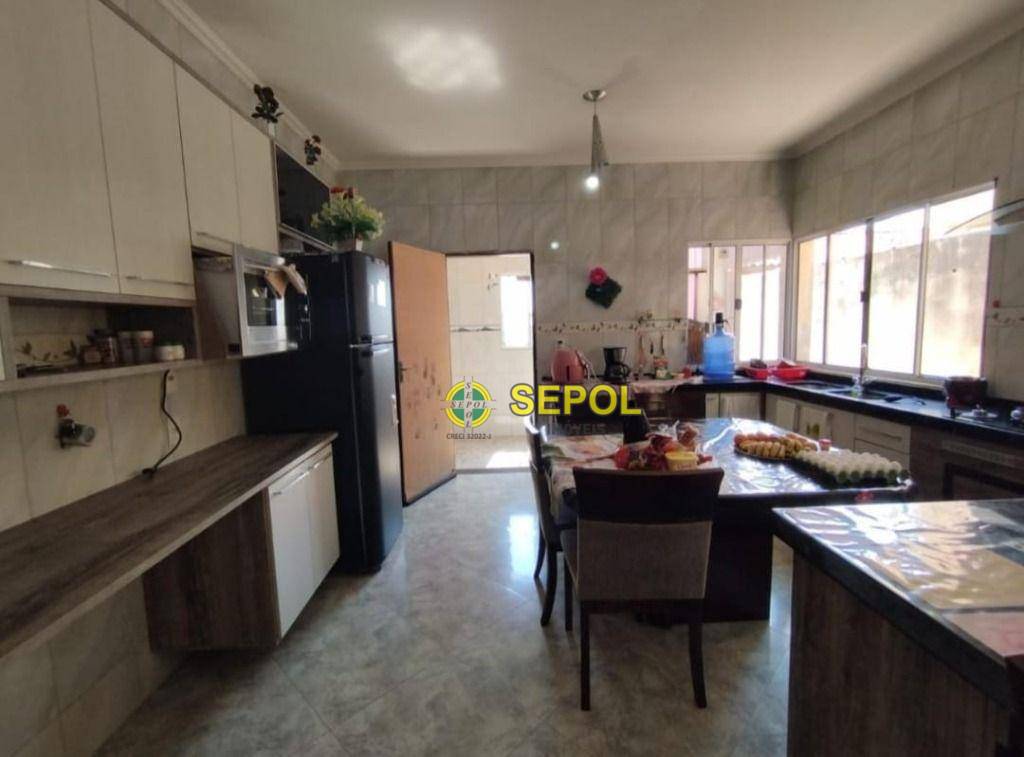 Sobrado à venda com 3 quartos, 299m² - Foto 7