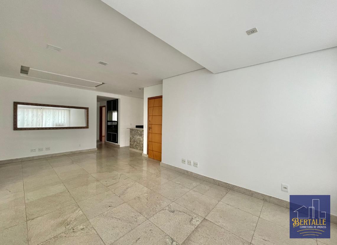 Apartamento à venda com 3 quartos, 250m² - Foto 2