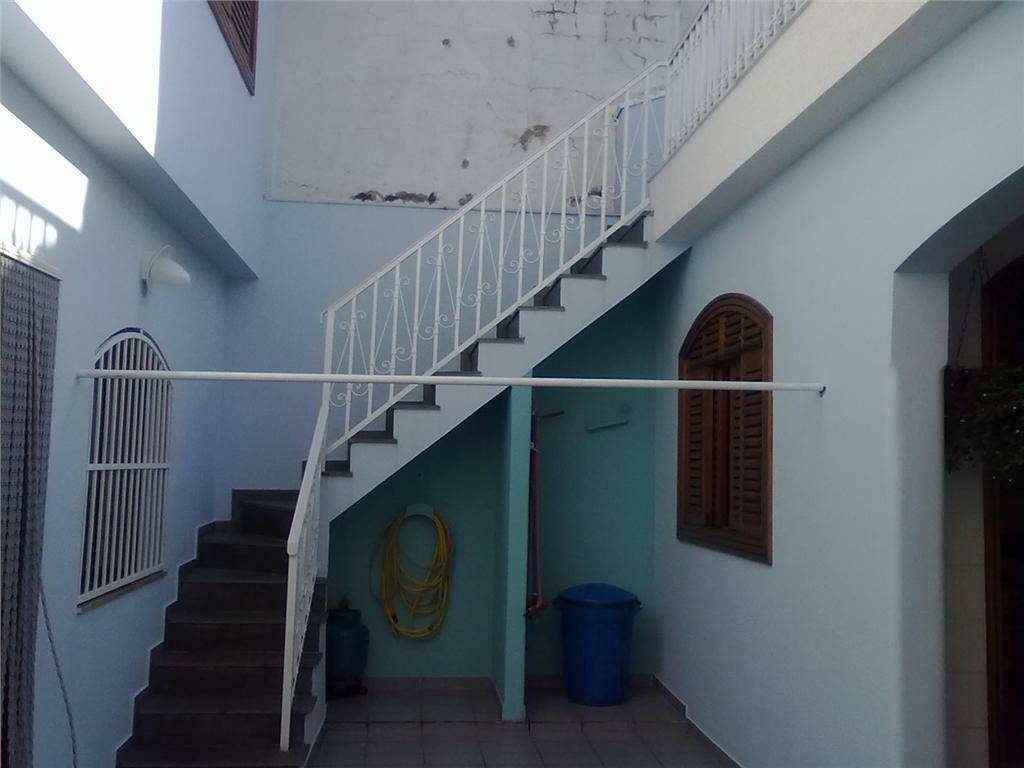 Sobrado à venda com 4 quartos, 250m² - Foto 24