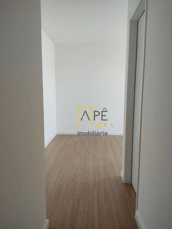 Apartamento à venda com 2 quartos, 82m² - Foto 7