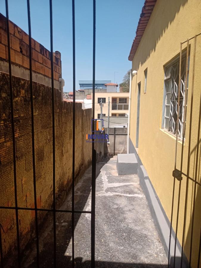 Casa à venda com 2 quartos, 200m² - Foto 9