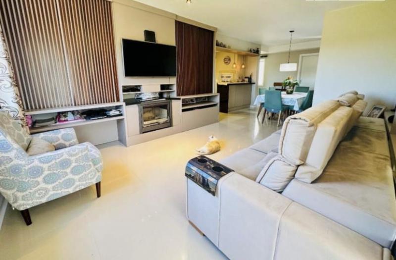 Apartamento à venda com 3 quartos, 125m² - Foto 2