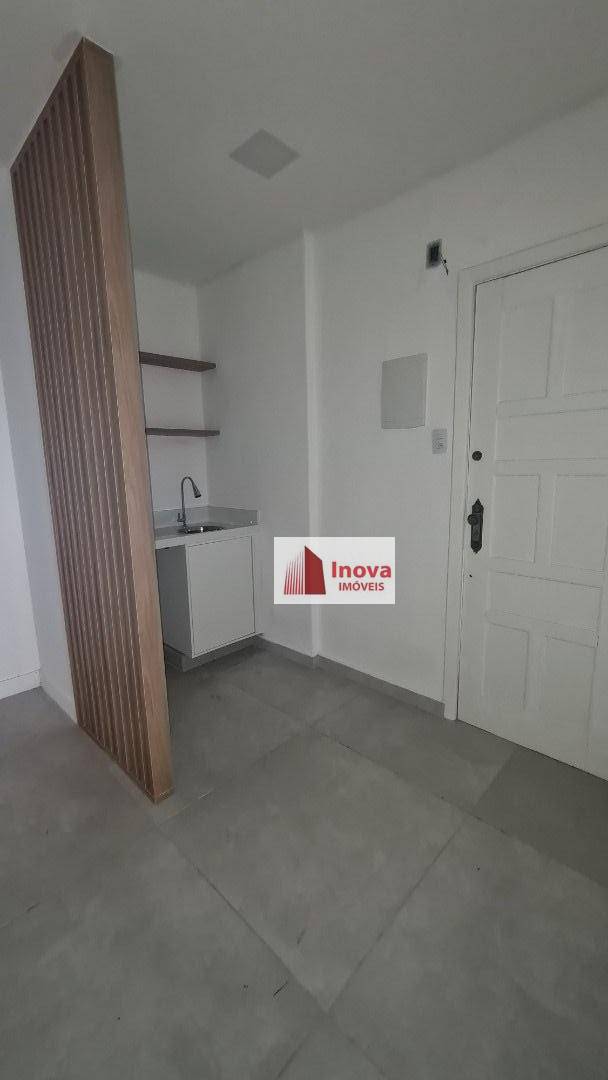 Apartamento à venda com 3 quartos, 100m² - Foto 8