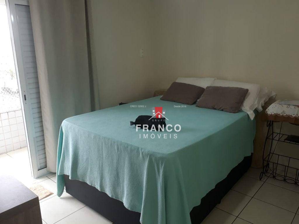 Apartamento à venda com 2 quartos, 100m² - Foto 12