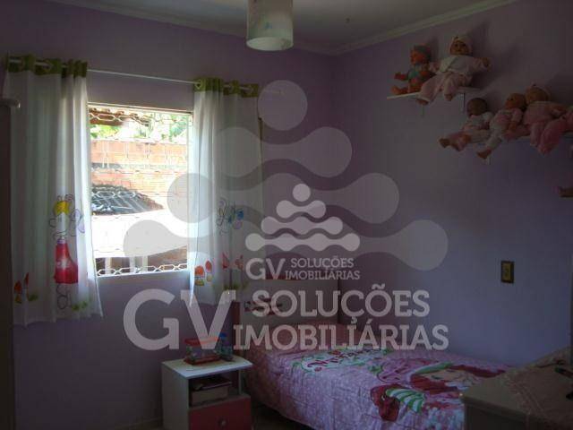 Casa à venda com 2 quartos, 120m² - Foto 11