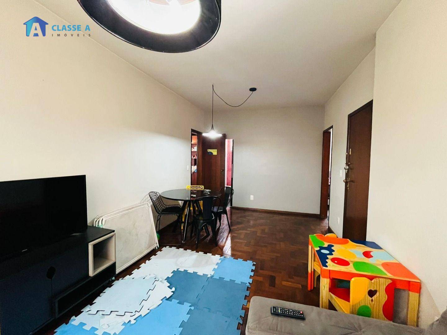 Apartamento para alugar com 2 quartos, 81m² - Foto 4