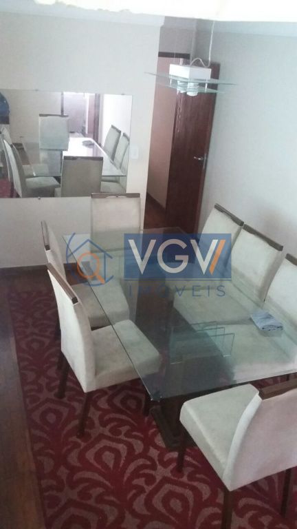 Casa à venda com 3 quartos, 144m² - Foto 1