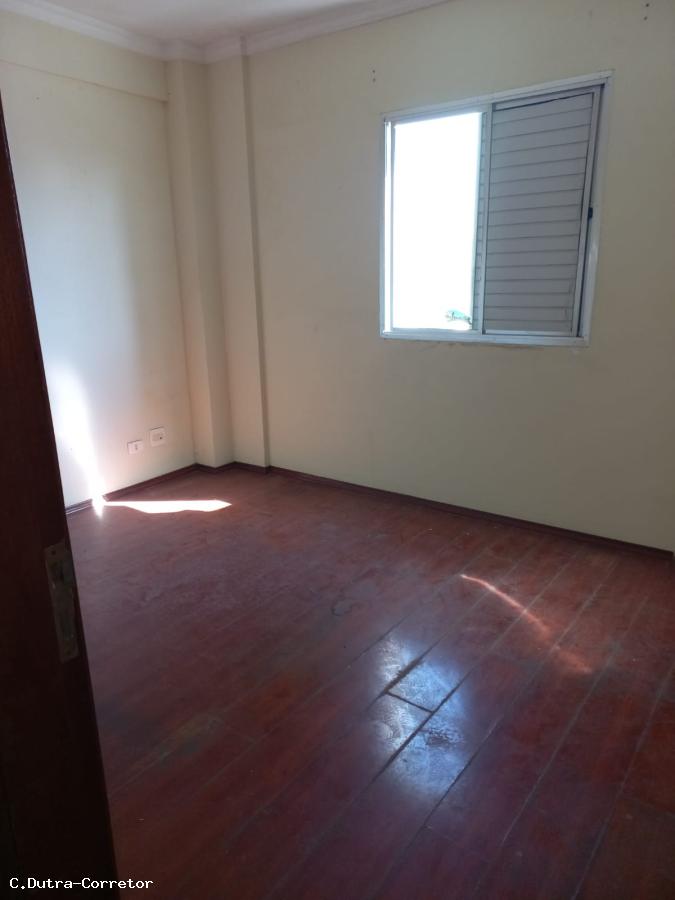 Apartamento à venda com 2 quartos, 80m² - Foto 7