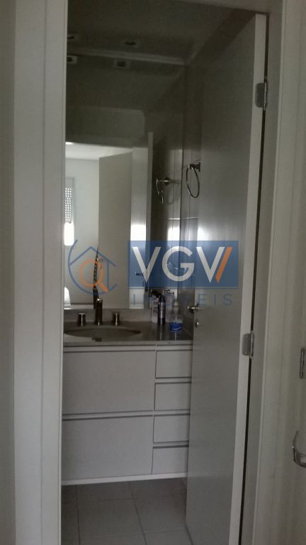 Apartamento à venda com 2 quartos, 72m² - Foto 14