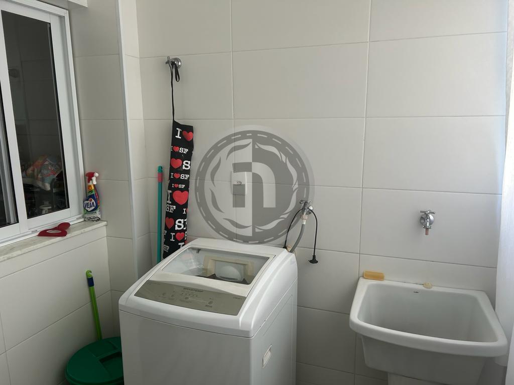 Apartamento à venda com 3 quartos, 95m² - Foto 8