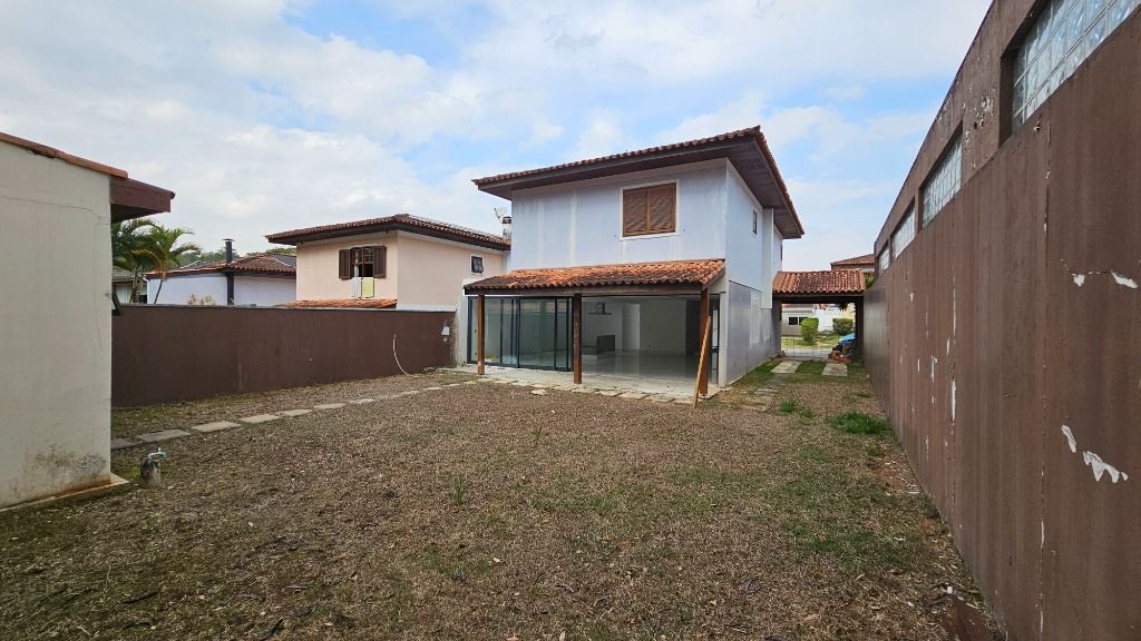 Casa de Condomínio à venda com 4 quartos, 270m² - Foto 14