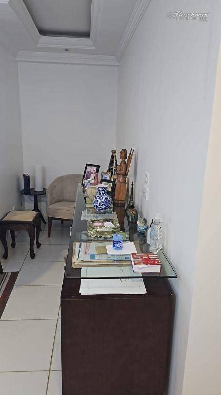 Apartamento para alugar com 2 quartos, 60m² - Foto 6