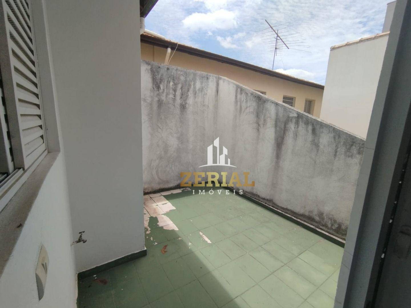 Sobrado à venda com 2 quartos, 195m² - Foto 17