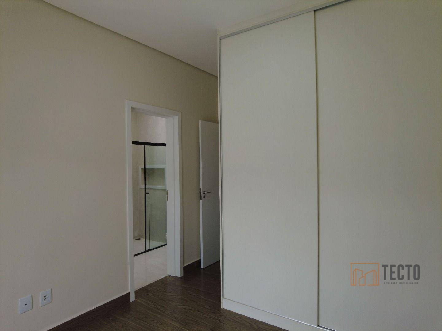 Casa à venda com 3 quartos, 235m² - Foto 23