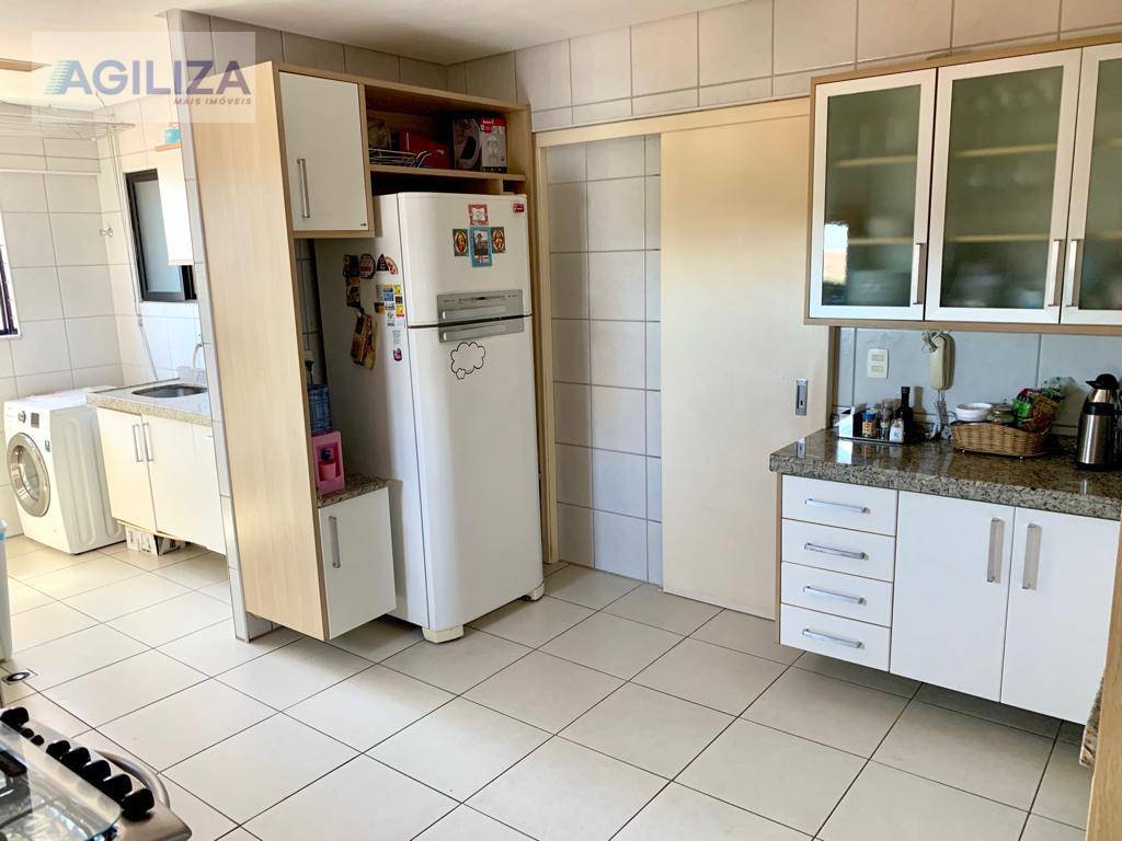 Apartamento à venda com 3 quartos, 120m² - Foto 33