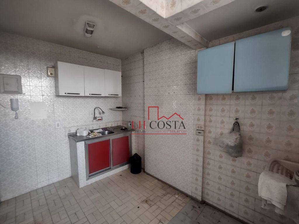 Apartamento à venda com 2 quartos, 70m² - Foto 15