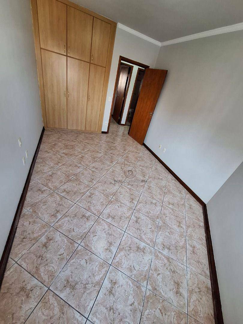 Apartamento à venda com 3 quartos, 109m² - Foto 26