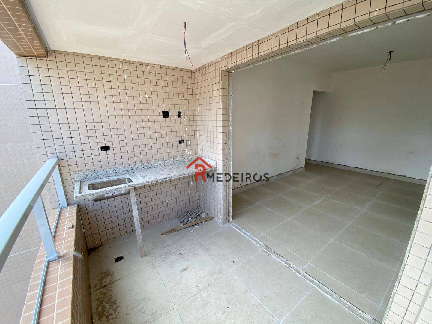 Apartamento à venda com 2 quartos, 68m² - Foto 5