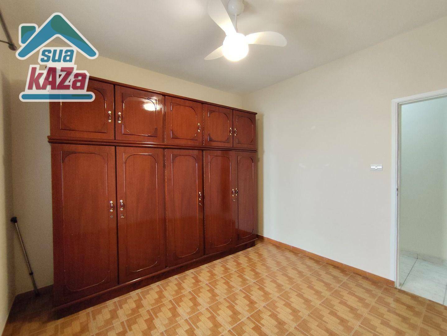 Casa para alugar com 2 quartos, 75m² - Foto 7