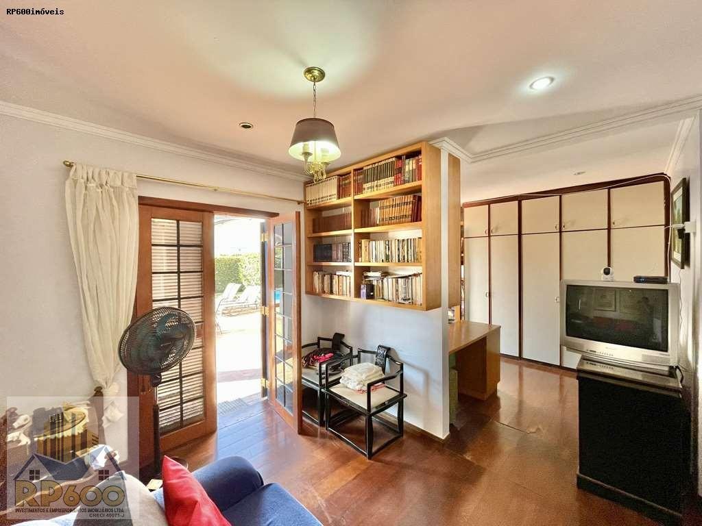 Casa à venda com 6 quartos, 1008m² - Foto 18