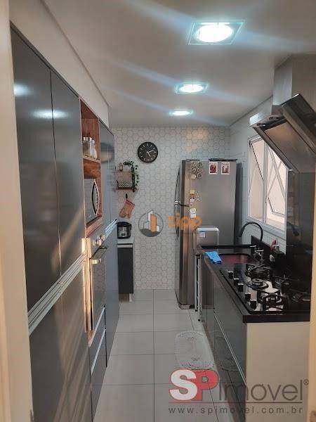 Apartamento à venda com 3 quartos, 121m² - Foto 8