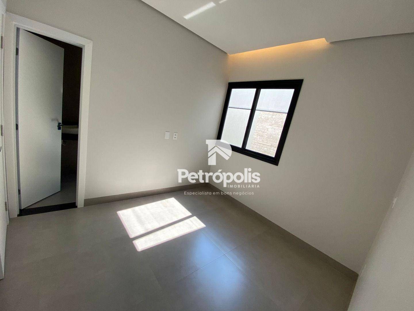 Casa à venda com 3 quartos, 168m² - Foto 17