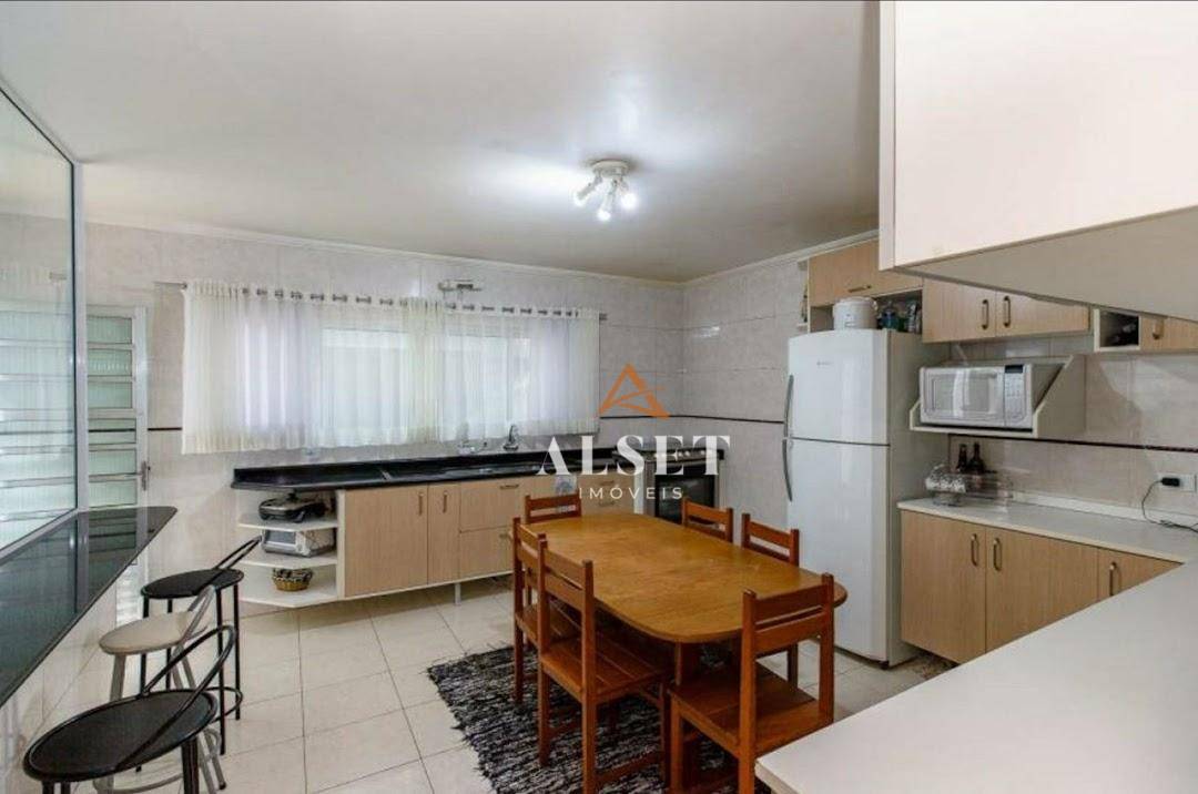 Sobrado à venda com 3 quartos, 300m² - Foto 9