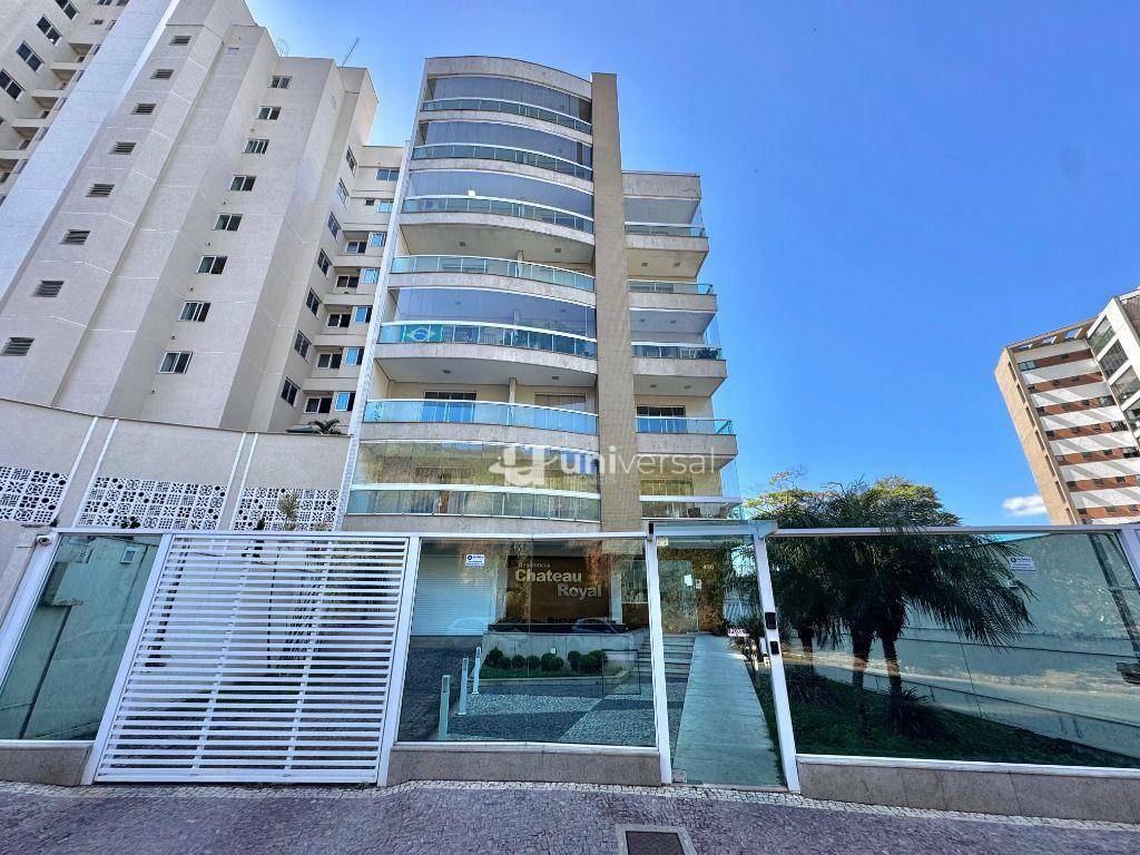 Apartamento à venda com 4 quartos, 208m² - Foto 1