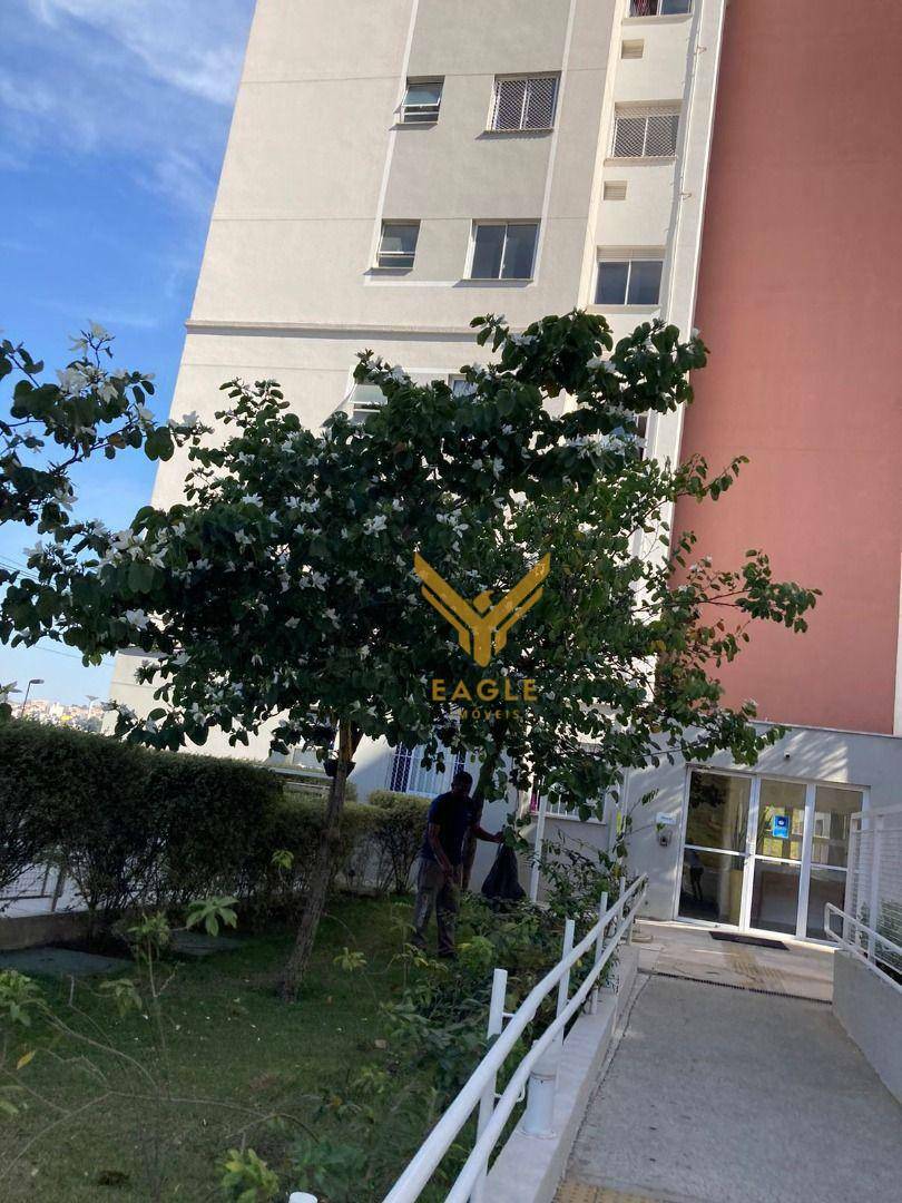 Apartamento à venda com 2 quartos, 48m² - Foto 12