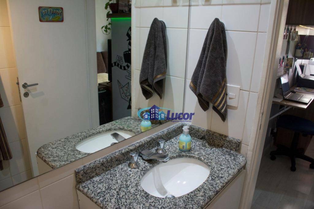 Apartamento à venda com 2 quartos, 63m² - Foto 8